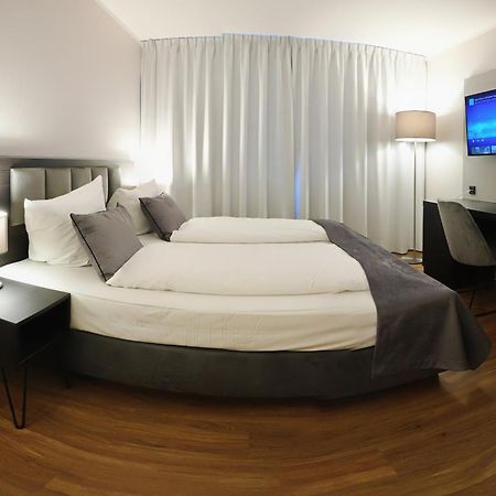 אופנבאך Hotel B99 מראה חיצוני תמונה