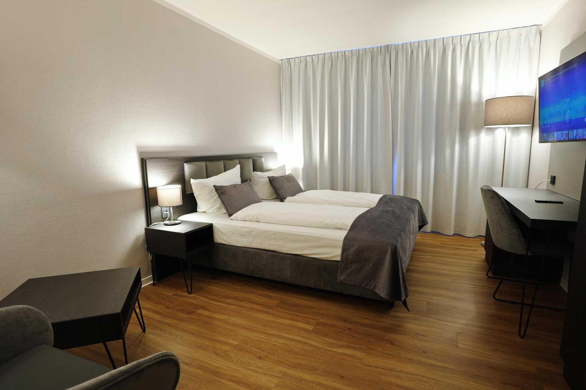 אופנבאך Hotel B99 מראה חיצוני תמונה