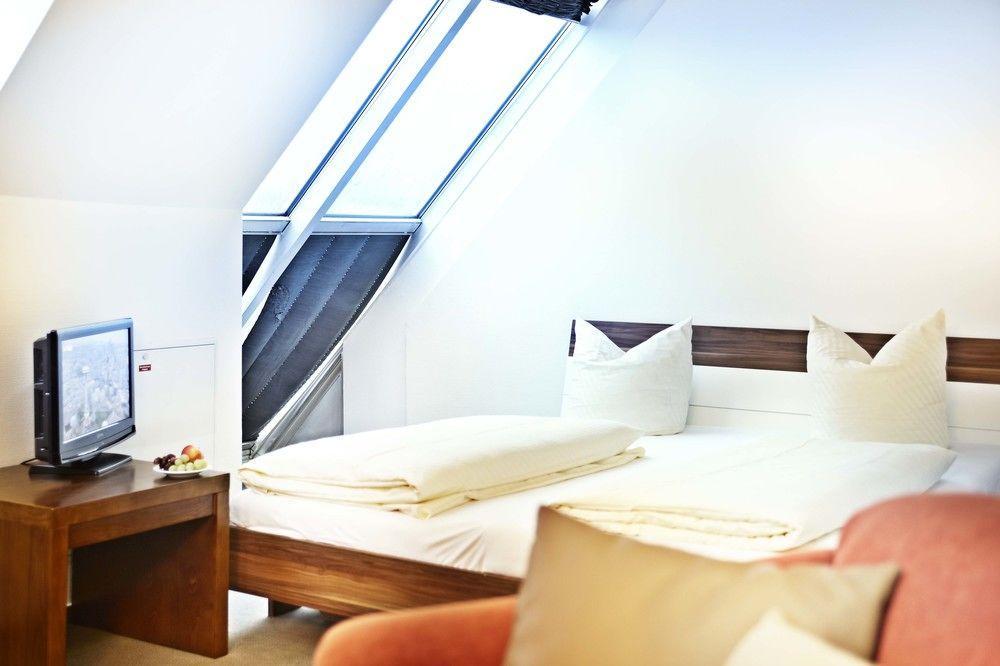אופנבאך Hotel B99 מראה חיצוני תמונה