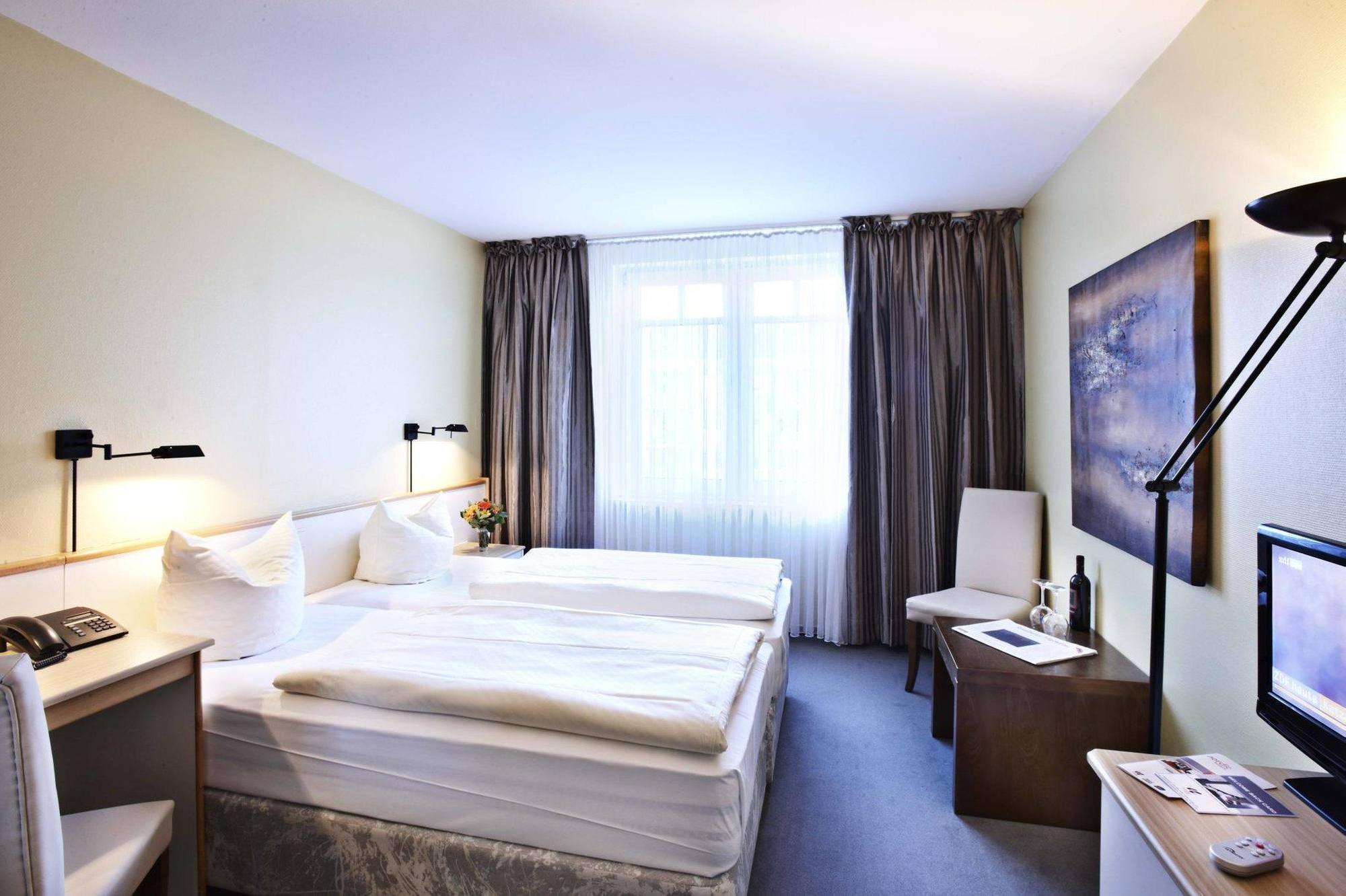 אופנבאך Hotel B99 מראה חיצוני תמונה