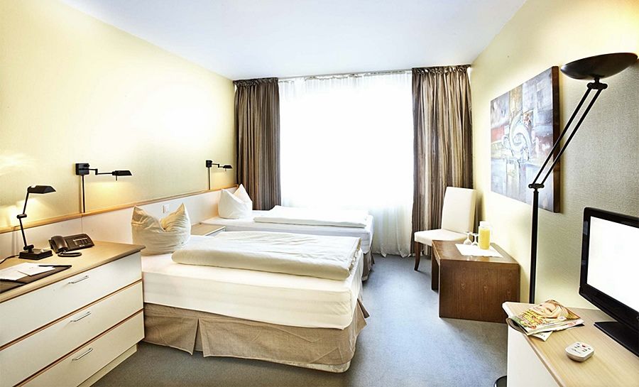 אופנבאך Hotel B99 מראה חיצוני תמונה